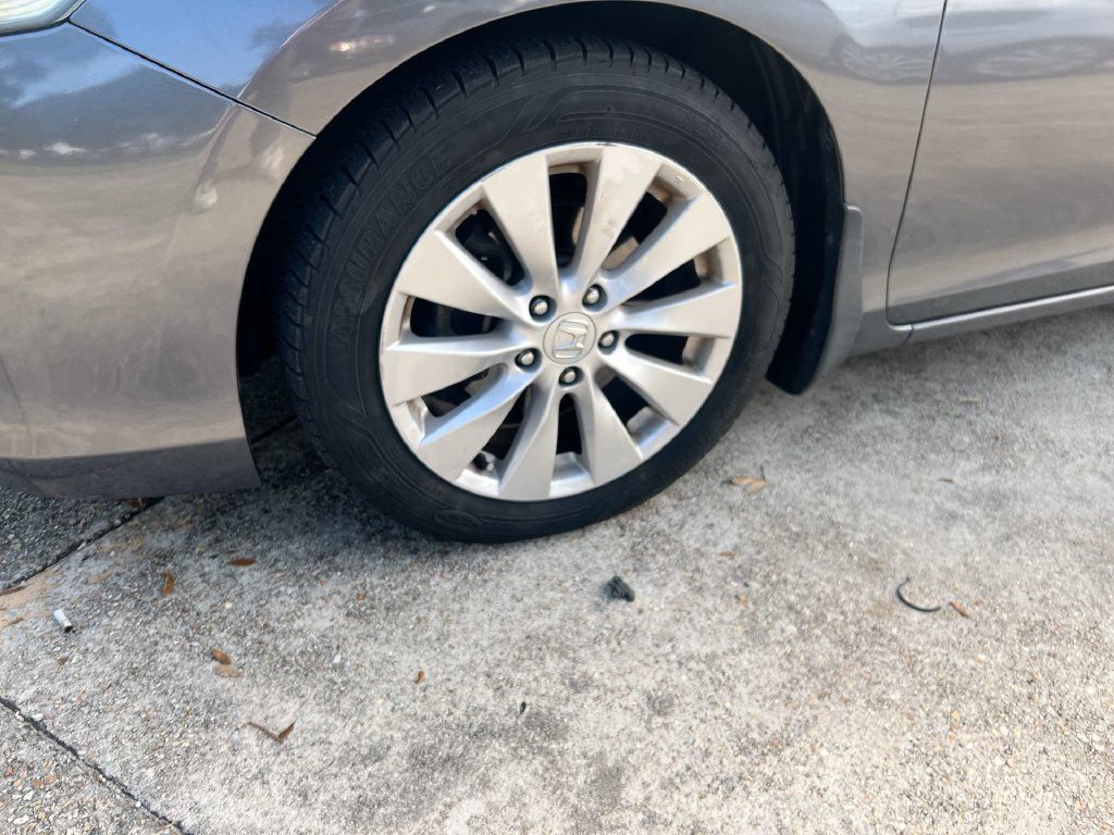 Used 2013 Honda Accord EX-L image 18