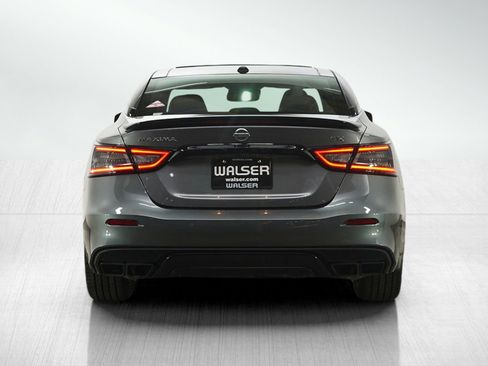 Used 2021 Nissan Maxima SR w/ Sport Mat Group image 4