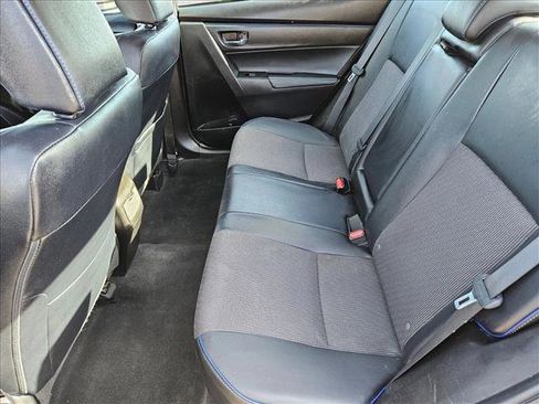 Used 2017 Toyota Corolla SE image 16