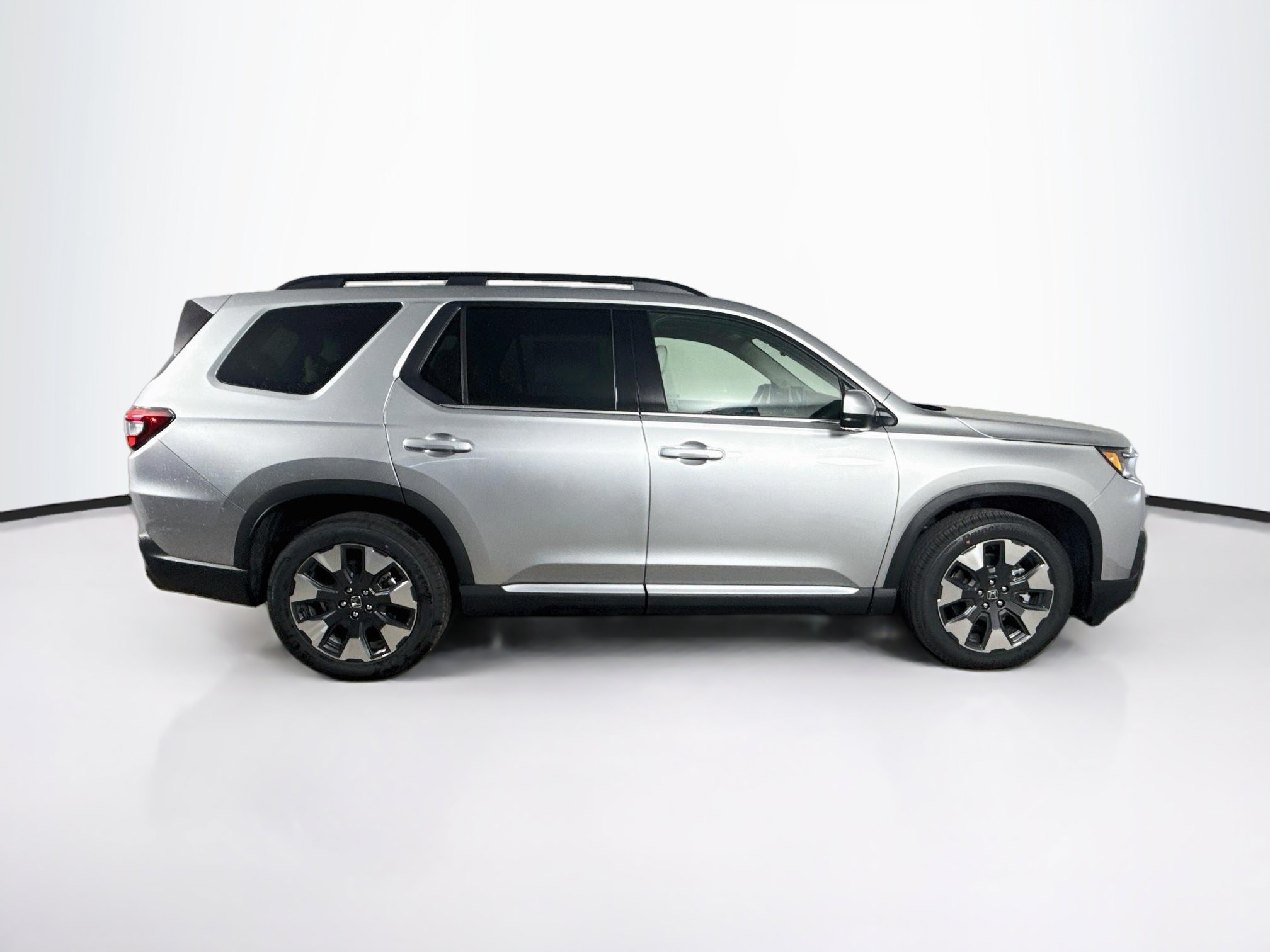 New 2026 Honda Pilot Elite image 2