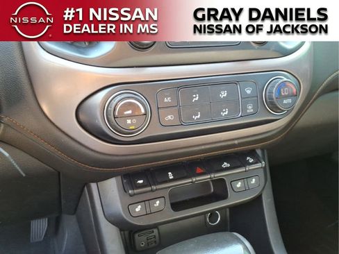 Used 2021 GMC Canyon AT4 w/ Trailering Package image 18