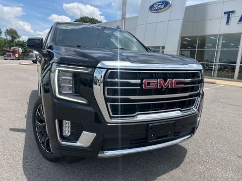 Used 2021 GMC Yukon XL SLT w/ SLT Premium Package AWD/4WD image 5