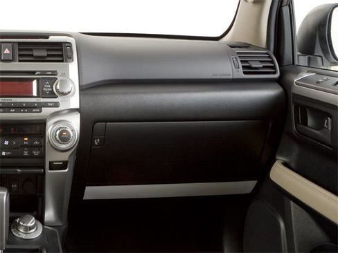 Used 2013 Toyota 4Runner SR5 w/ Premium Pkg AWD/4WD image 16