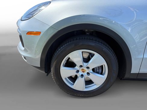 Used 2021 Porsche Cayenne AWD/4WD image 9