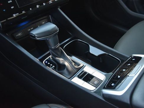 Used 2024 Hyundai Santa Cruz Limited image 39