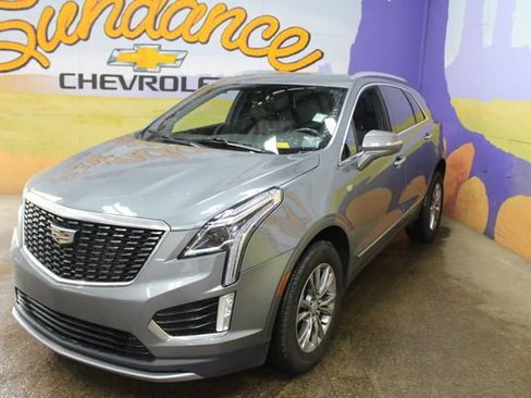 Used 2021 Cadillac XT5 Premium Luxury w/ LPO, Floor Liner Package AWD/4WD image 4