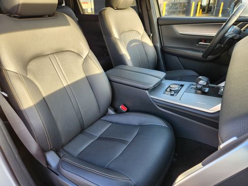 Certified 2024 MAZDA CX-90 Plug-In Hybrid w/ Premium Pkg image 15