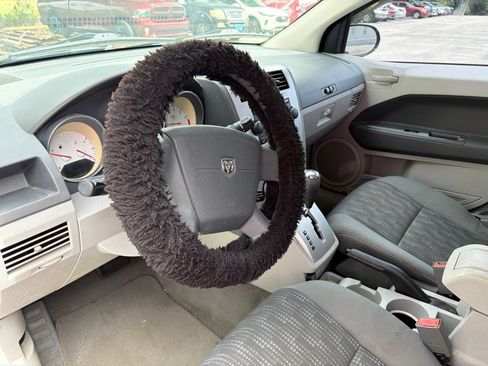 Used 2007 Dodge Caliber SXT w/ Security Group FWD image 9