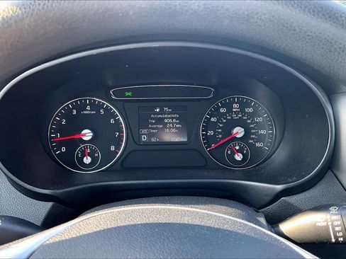 Used 2019 Kia Sorento L FWD image 28