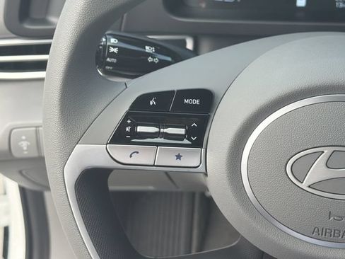 New 2026 Hyundai Elantra Hybrid FWD image 26