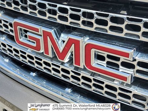Used 2013 GMC Sierra 2500 SLT w/ SLT Convenience Package AWD/4WD image 28
