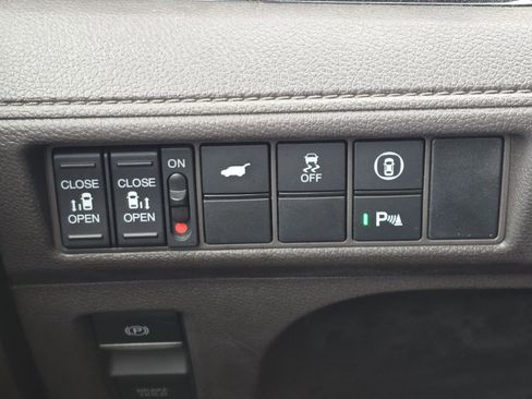 Used 2024 Honda Odyssey Touring image 28