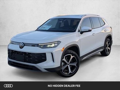 New 2026 Volkswagen Tiguan SE AWD/4WD image 1