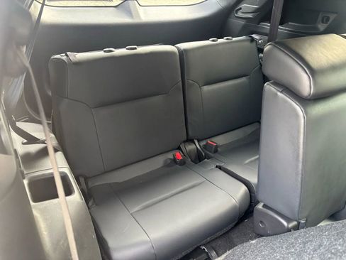 Used 2022 Mitsubishi Outlander SEL image 32