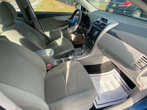 Used 2013 Toyota Corolla LE Special Edition image 13