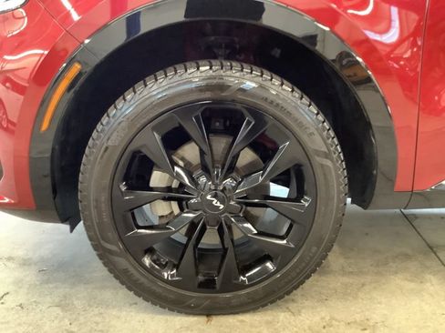 Certified 2022 Kia Sorento SX AWD/4WD image 30