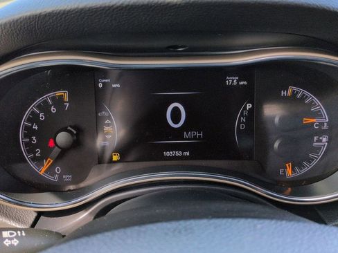 Used 2016 Jeep Grand Cherokee Limited w/ Luxury Group II image 15