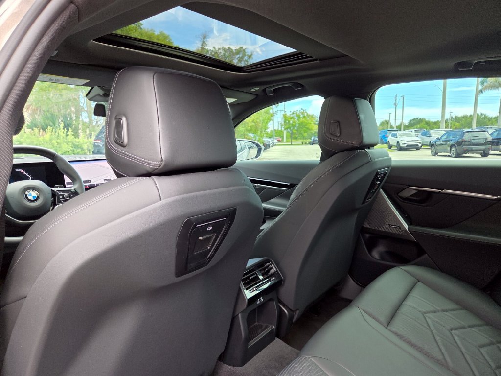 Used 2024 BMW 530i xDrive w/ Premium Package AWD/4WD image 23
