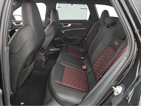 Used 2024 Audi RS 6 performance AWD/4WD image 9