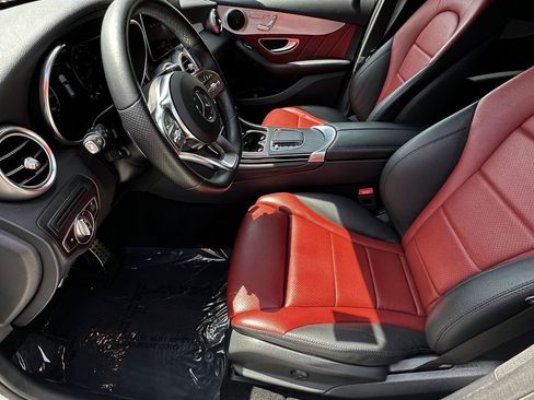 Certified 2022 Mercedes-Benz GLC 300 image 10