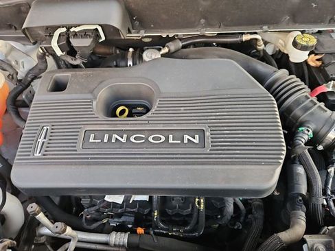Used 2019 Lincoln Nautilus Reserve w/ Cargo Utility Package AWD/4WD image 58