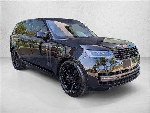 Certified 2025 Land Rover Range Rover SE AWD/4WD image 3