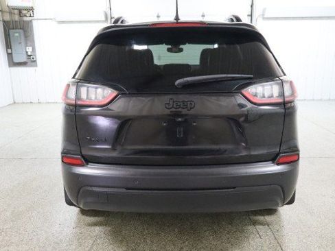 Used 2020 Jeep Cherokee Latitude Plus AWD/4WD image 8