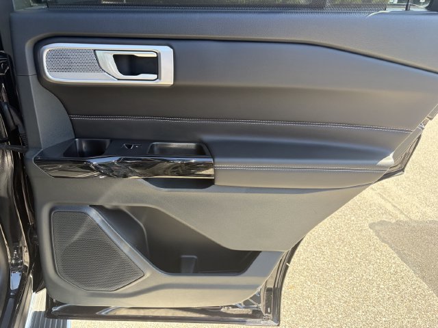Used 2024 Ford Explorer ST w/ Equipment Group 401A AWD/4WD image 33