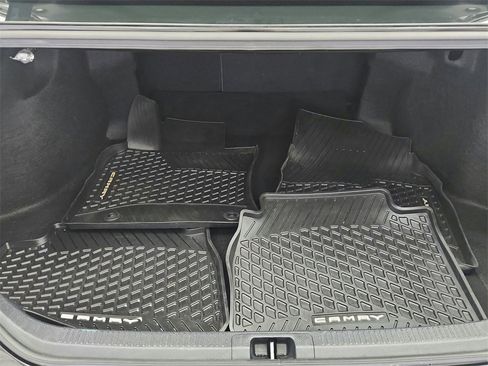 Used 2023 Toyota Camry SE image 27