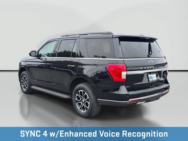 Used 2024 Ford Expedition XLT AWD/4WD image 3