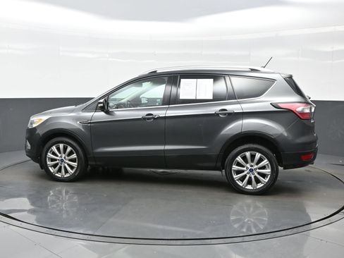 Used 2018 Ford Escape Titanium AWD/4WD image 3