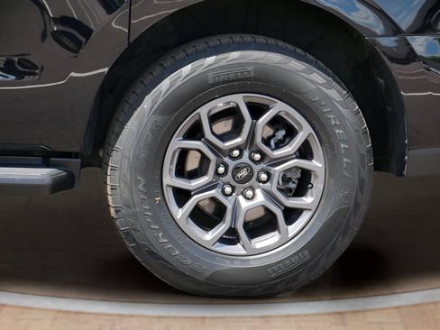 Used 2025 Ford Expedition Max Active AWD/4WD image 9