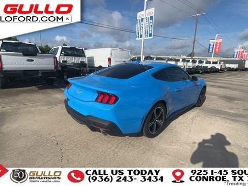 Used 2025 Ford Mustang Coupe RWD image 8