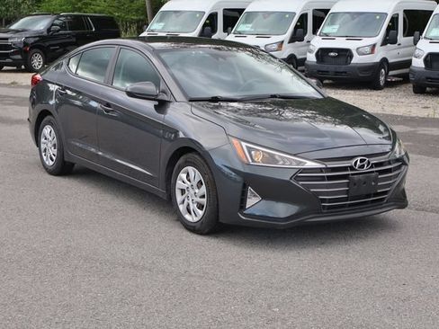 Used 2020 Hyundai Elantra SE w/ Cargo Package (C1) FWD image 9