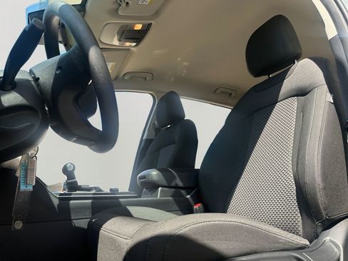 Used 2024 Kia Sportage LX image 22