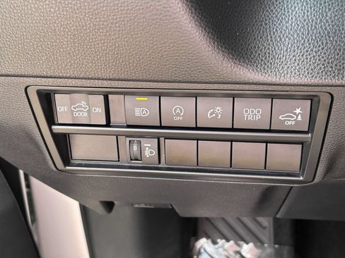 Used 2024 Toyota Tundra SR5 w/ SR5 Convenience Package AWD/4WD image 32