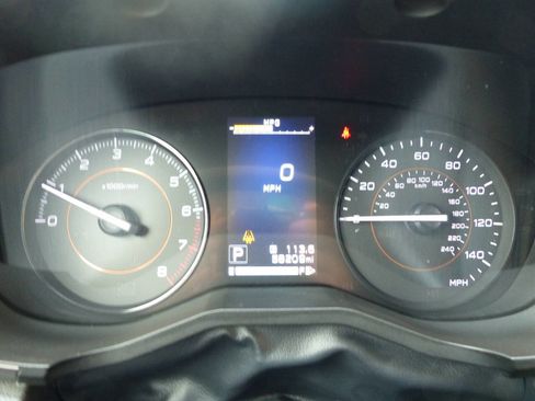 Used 2019 Subaru Crosstrek 2.0i Premium w/ Eyesight System image 25