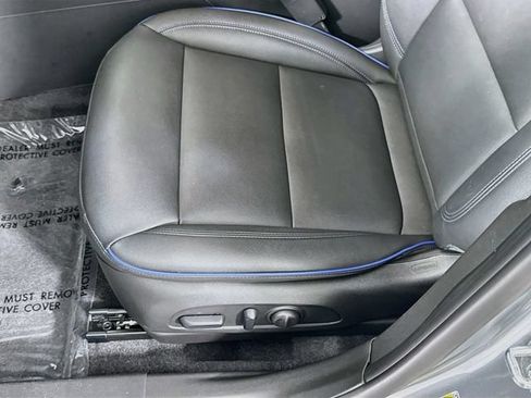 Used 2024 Buick Envista Sport Touring w/ Convenience I Package FWD image 18