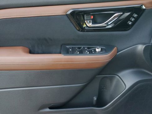 Certified 2025 Subaru Forester Touring image 24