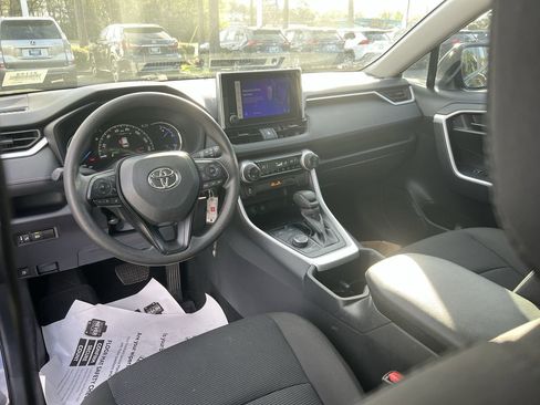 Used 2025 Toyota RAV4 LE image 30