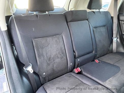 Used 2015 Honda CR-V LX image 14
