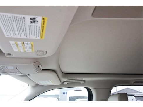 Used 2023 Ford Expedition Platinum image 27