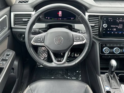 Used 2023 Volkswagen Atlas SEL Premium AWD/4WD image 15