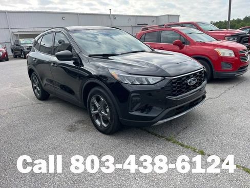 Used 2025 Ford Escape ST-Line FWD image 1