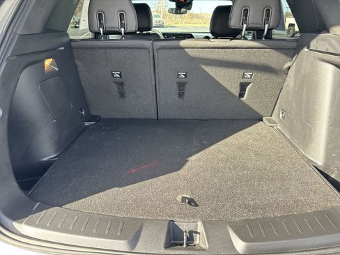 Used 2025 Chevrolet TrailBlazer RS w/ Driver Confidence Package image 24