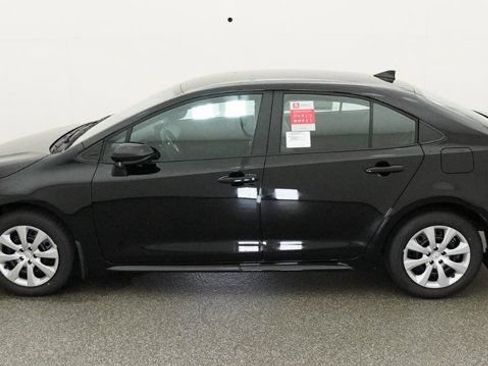 New 2026 Toyota Corolla LE FWD image 5