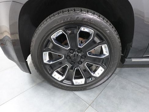 Used 2020 GMC Yukon Denali w/ Denali Ultimate Black Edition image 30
