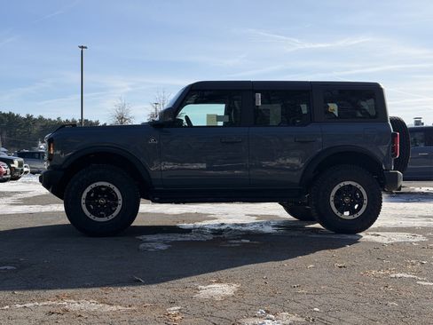 New 2025 Ford Bronco Outer Banks w/ Sasquatch Package image 9