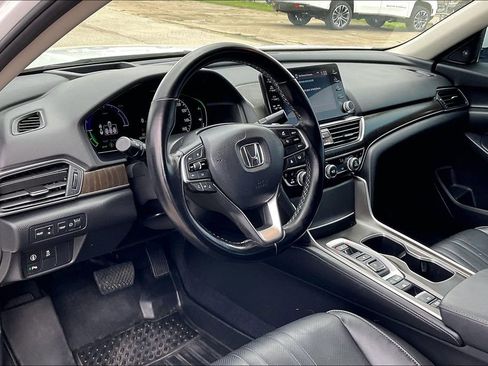 Used 2021 Honda Accord Touring image 14