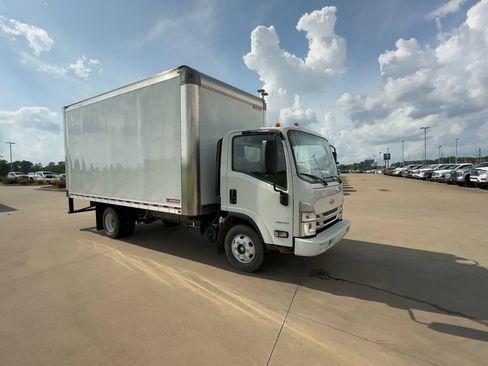 New 2024 Chevrolet Low Cab Forward 3500 image 18